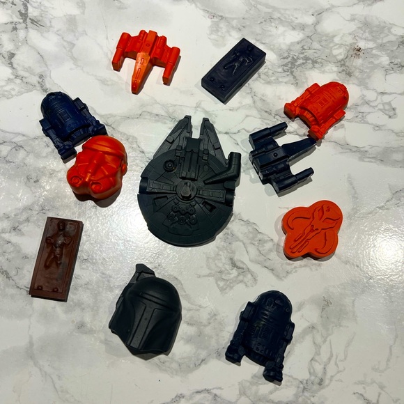 SELECT 2 Star Wars Handmade Crayons Select 2. 1.5-2 inch crayons - Picture 1 of 3